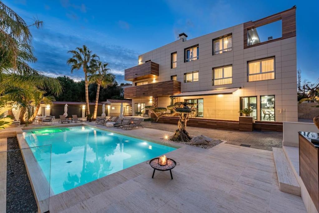 Luxury Casa Con Piscina, Wifi, 150M Dal Mare Appartement Miami Playa Buitenkant foto