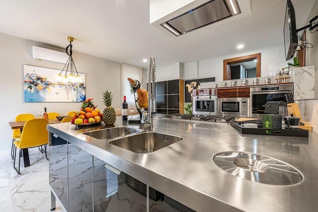 Luxury Casa Con Piscina, Wifi, 150M Dal Mare Appartement Miami Playa Buitenkant foto
