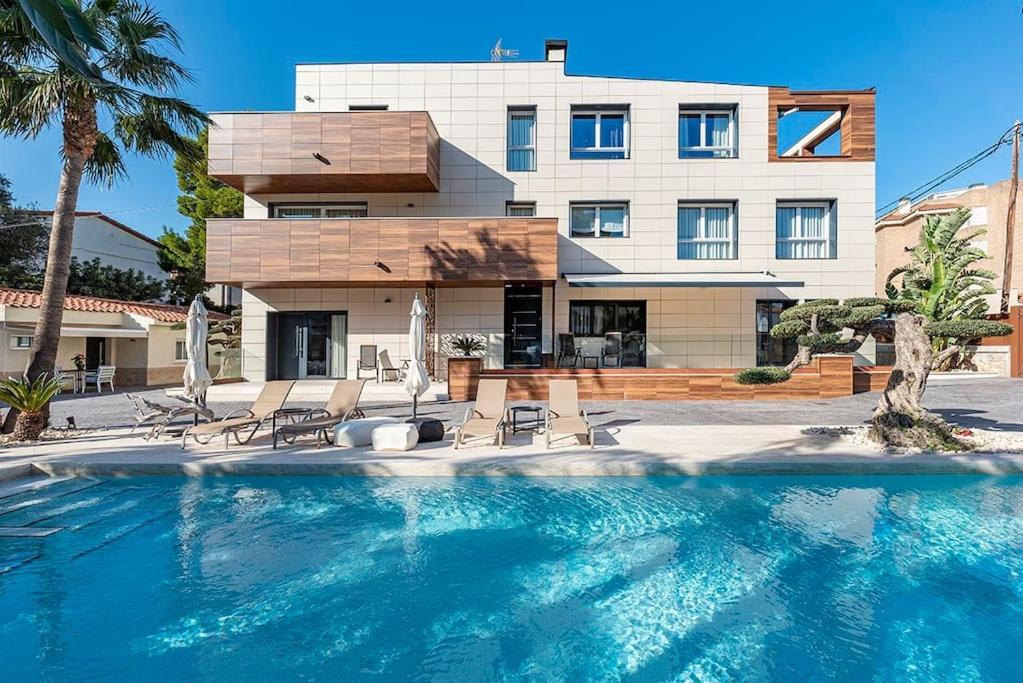 Luxury Casa Con Piscina, Wifi, 150M Dal Mare Appartement Miami Playa Buitenkant foto
