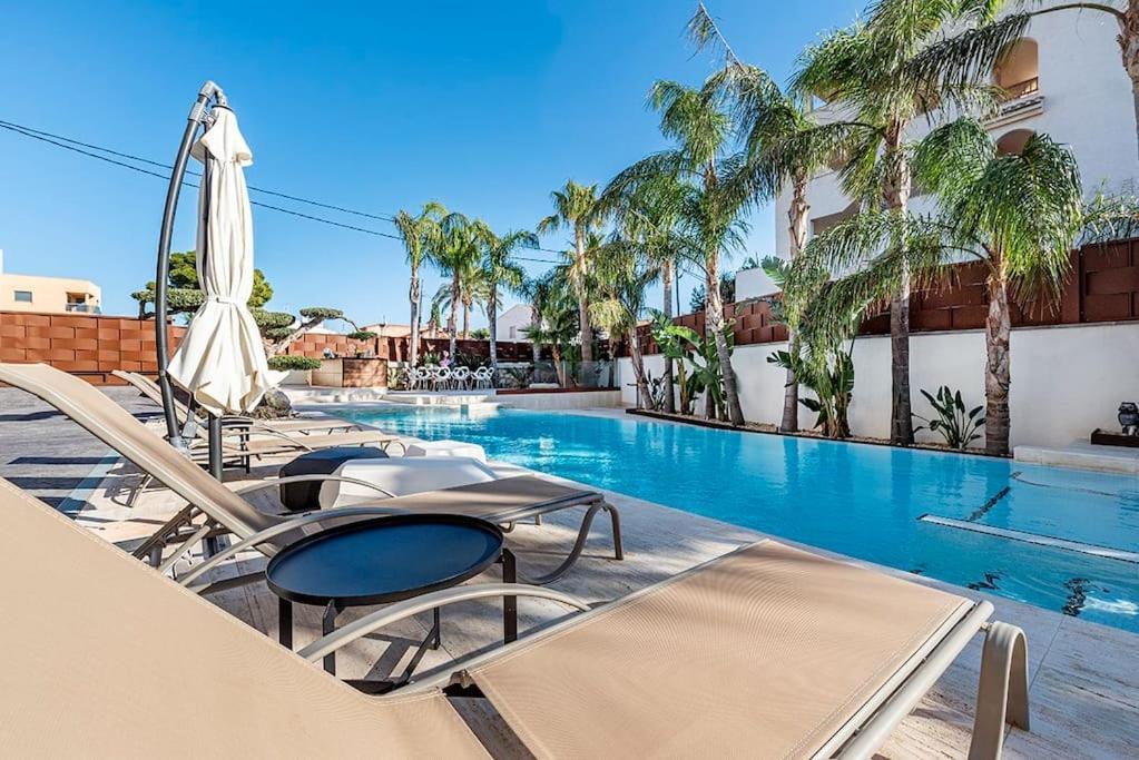 Luxury Casa Con Piscina, Wifi, 150M Dal Mare Appartement Miami Playa Buitenkant foto